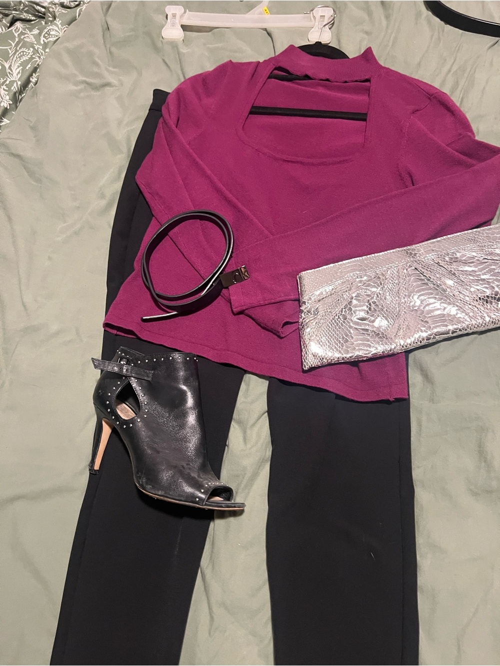 Cozy Magenta Crewneck Sweater - Women's Knit Top